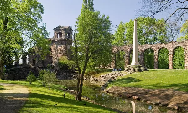 Schloss und Schlossgarten Schwetzingen, Römische Wasserleitung