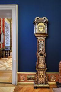 Residenzschloss Rastatt, Standuhr im Audienzzimmer