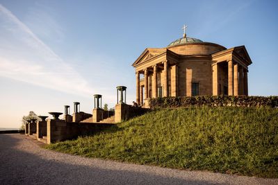 Grabkapelle auf dem Württemberg, Außenansicht